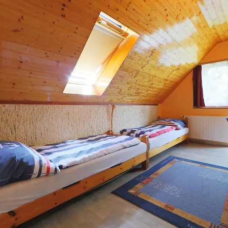 Albizia By Interhome Feriehus