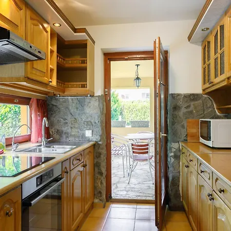 Albizia By Interhome Feriehus *